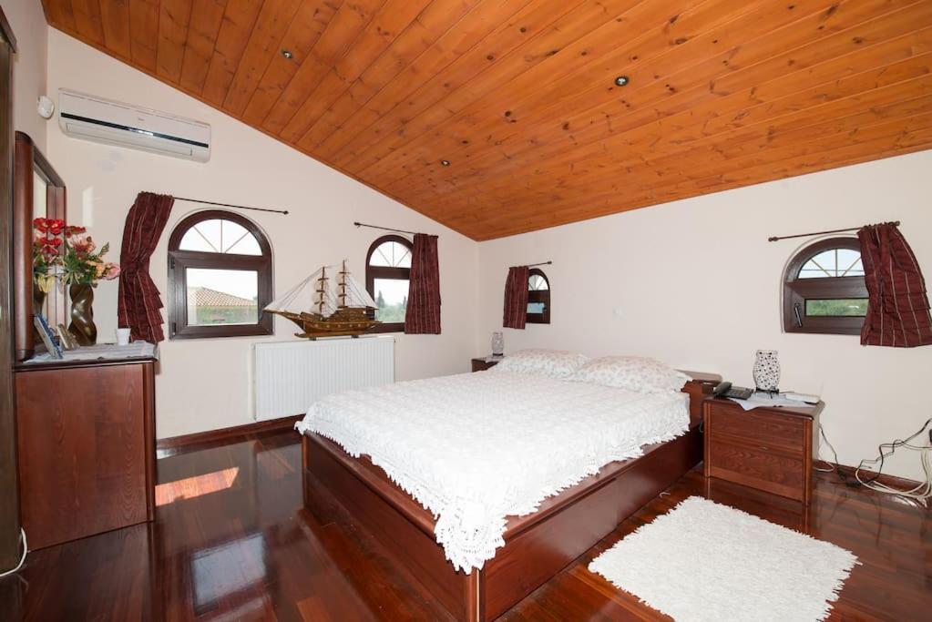 Unique View Maisonette Akrotiri  ภายนอก รูปภาพ