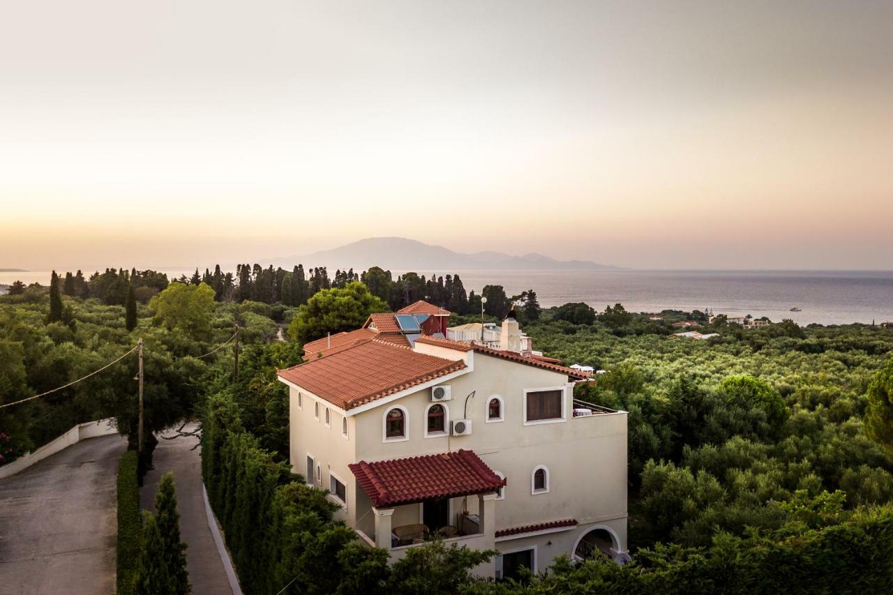 Unique View Maisonette Akrotiri  ภายนอก รูปภาพ