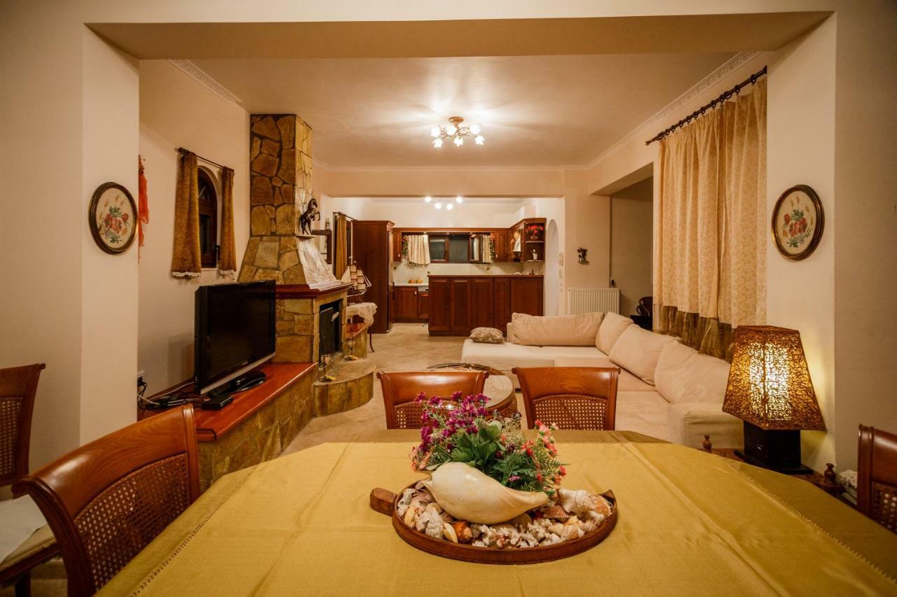 Unique View Maisonette Akrotiri  ภายนอก รูปภาพ