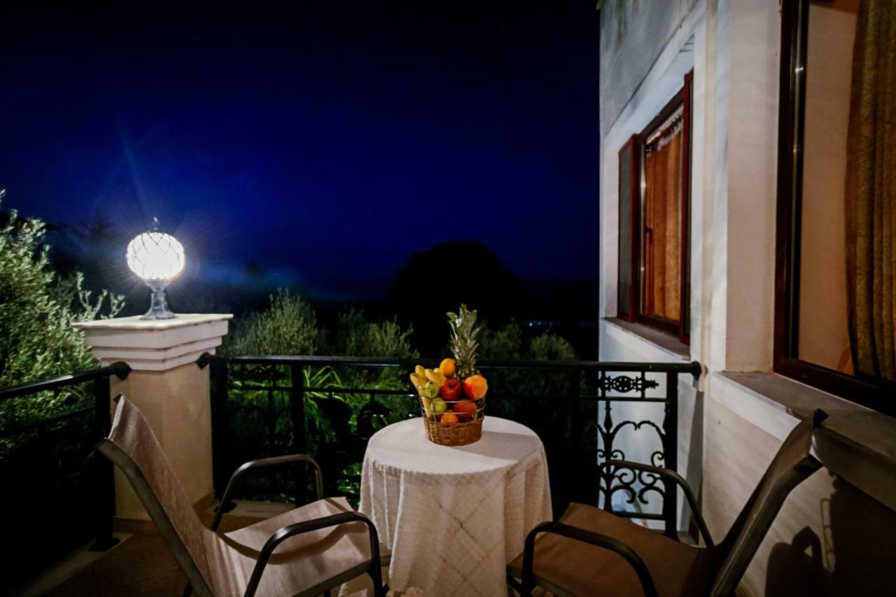 Unique View Maisonette Akrotiri  ภายนอก รูปภาพ