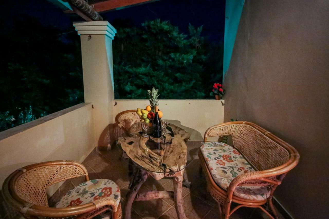 Unique View Maisonette Akrotiri  ภายนอก รูปภาพ